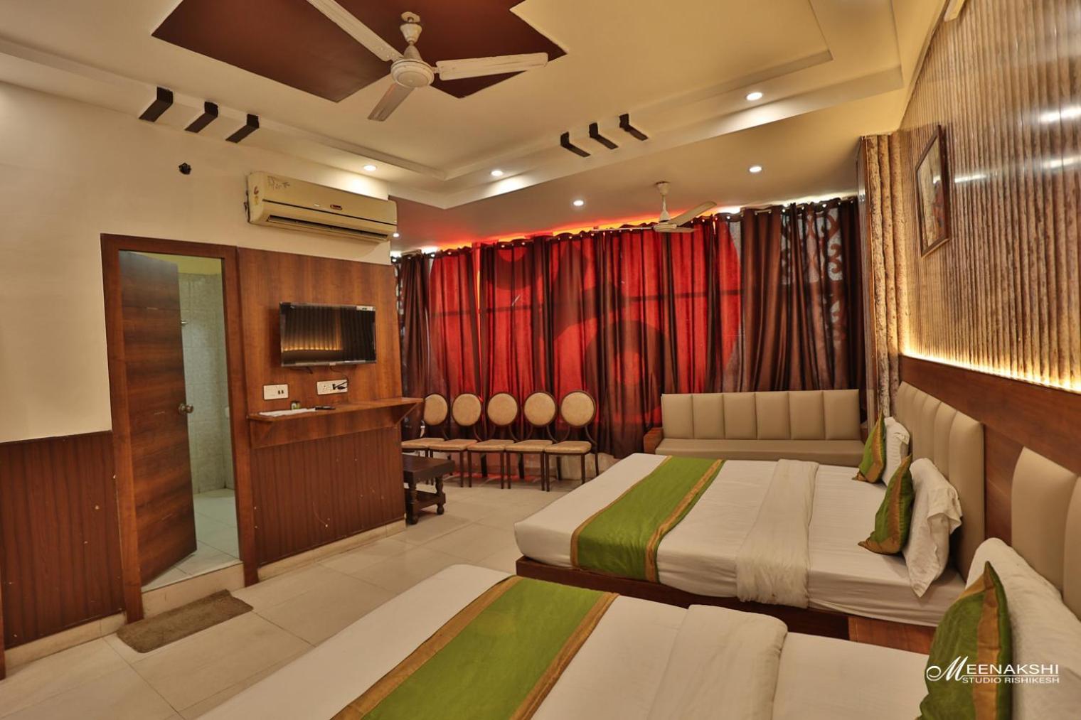 Hotel Haridev Roorkee Esterno foto