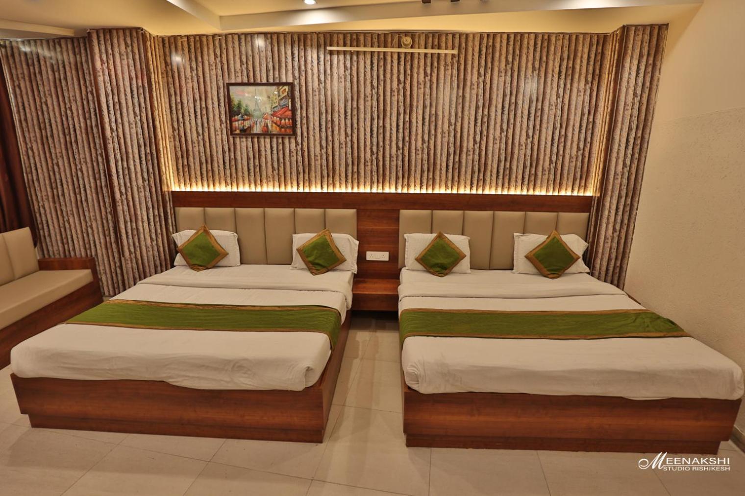 Hotel Haridev Roorkee Esterno foto
